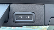 Volvo XC60 2.0 B5P Plus Dark 5dr AWD Geartronic Petrol Estate